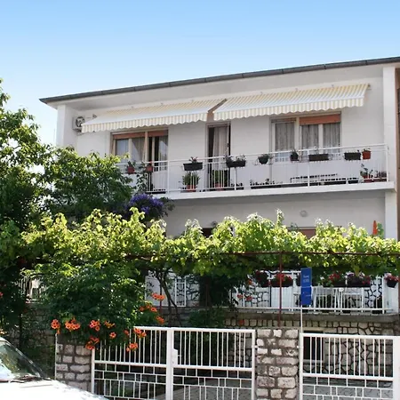 Apartments By The Sea Selce, Crikvenica - 5550 Selce