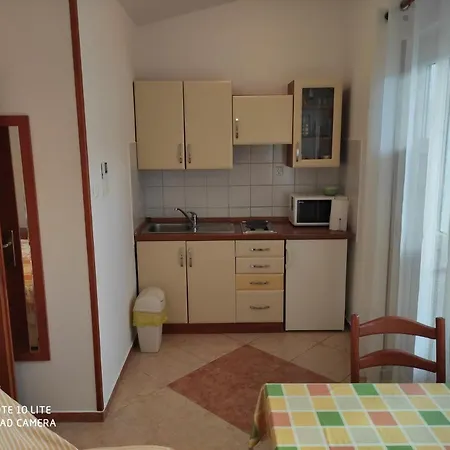 Apartment Apartments By The Sea Selce, Crikvenica - 5550 *