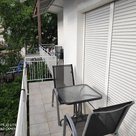 Apartment Apartments By The Sea Selce, Crikvenica - 5550 Selce