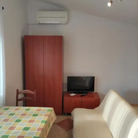 Apartments By The Sea Selce, Crikvenica - 5550